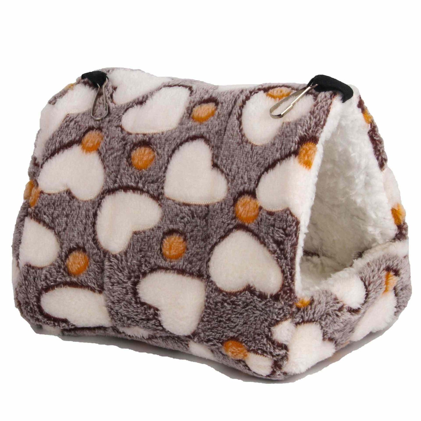 Flannel pet nest with heart pattern for hamsters, providing winter thermal warmth and easy travel.
