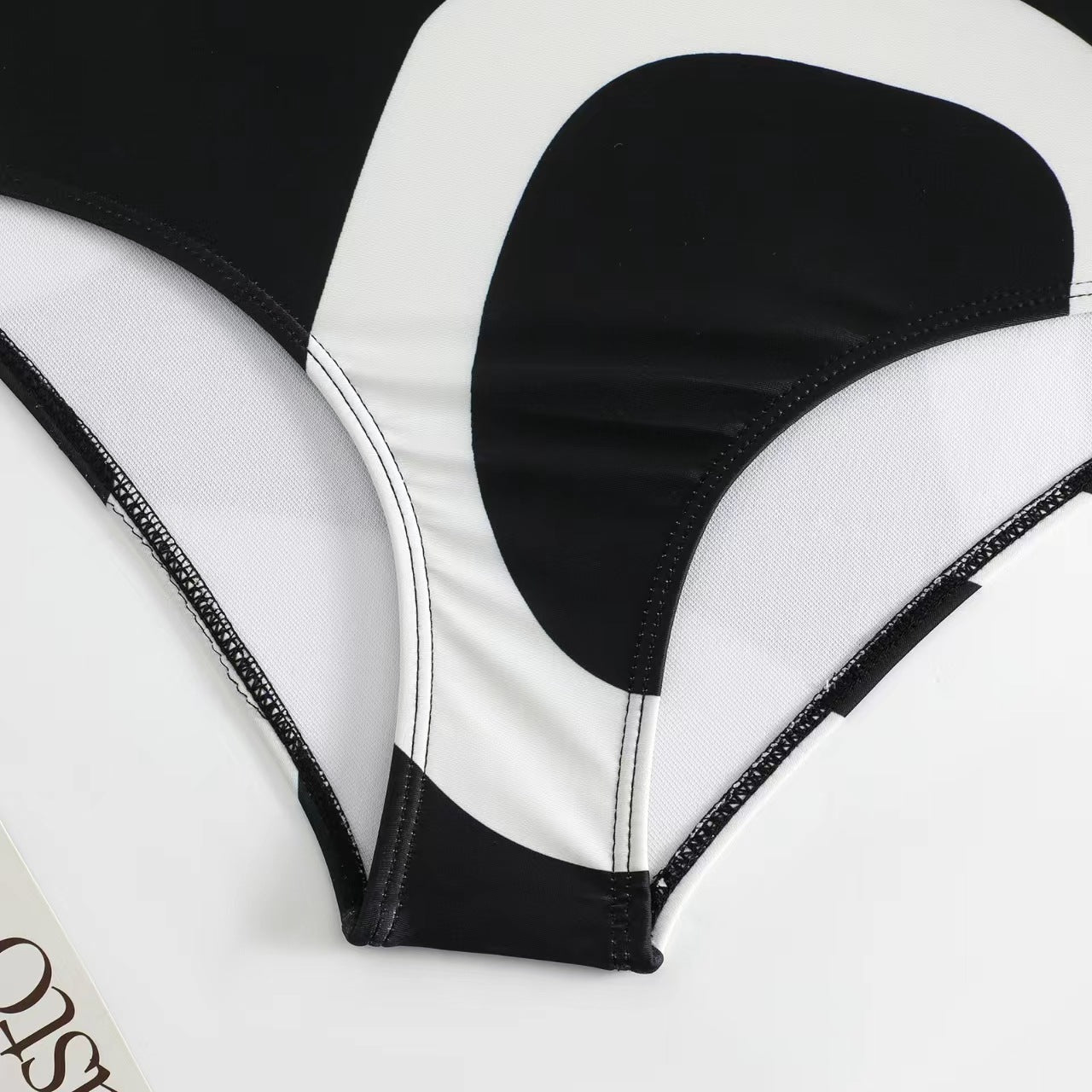 Black And White Printing Color Contrast Shoulder Belt Jumpsuit Sunscreen Gauze Skirt