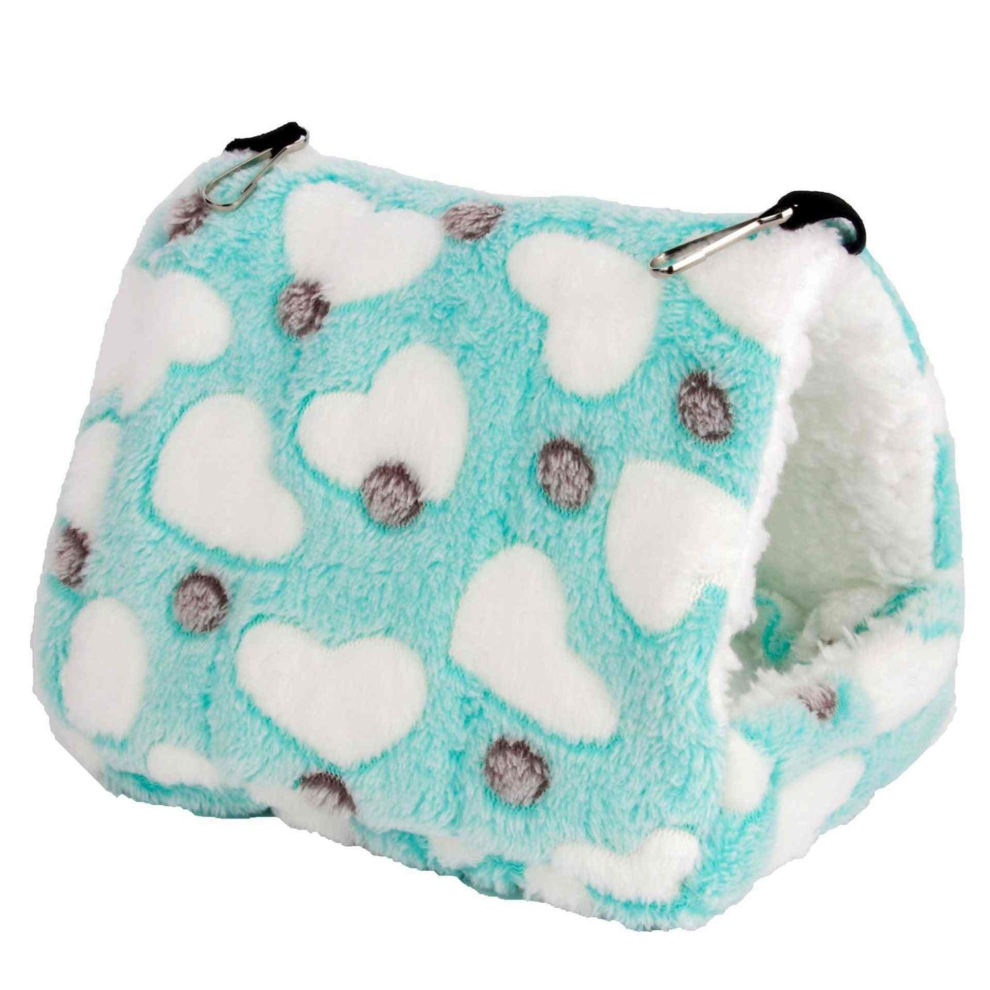 Hamster winter thermal tent with heart pattern, ideal for easy travel and comfort.