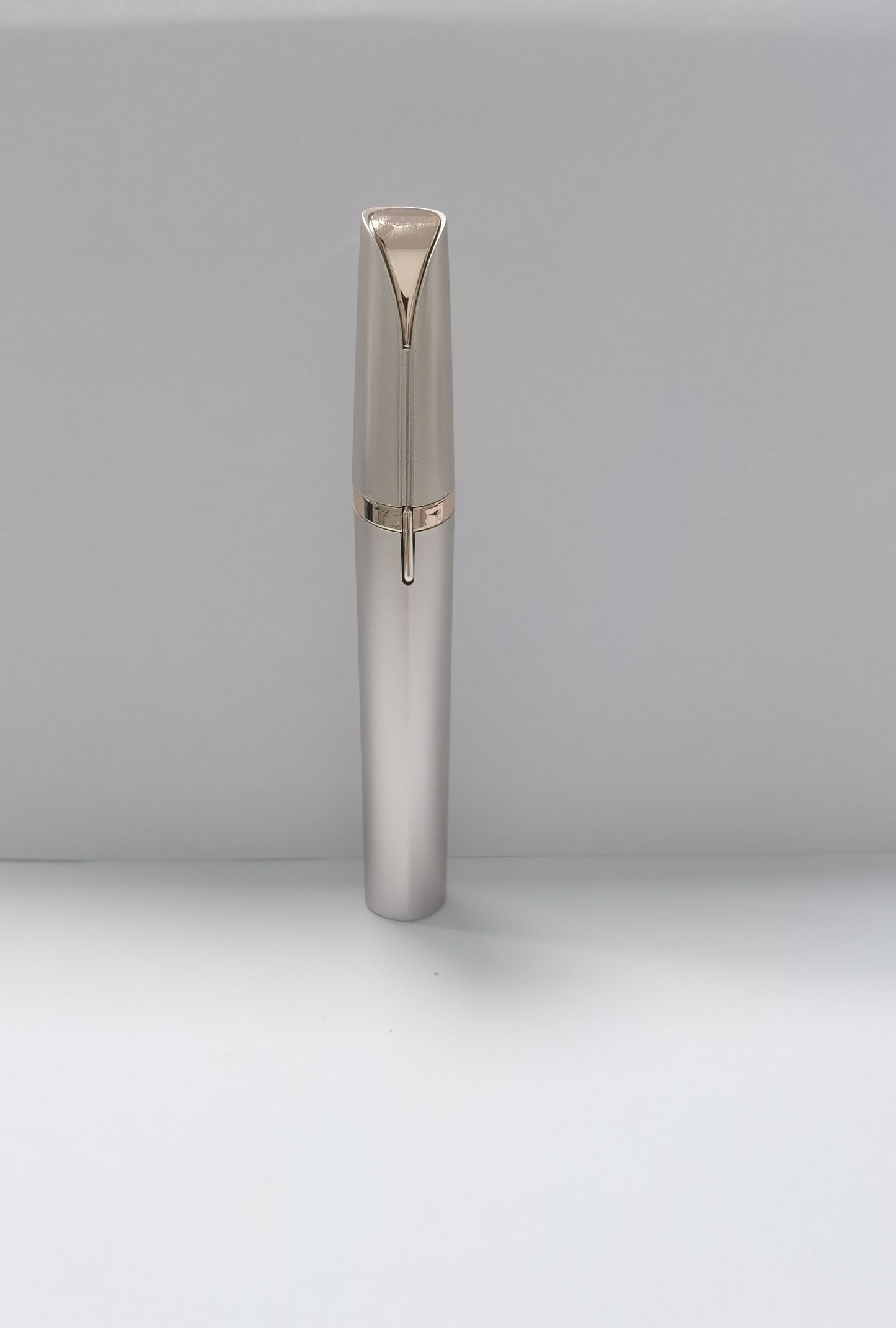 Mini Electric Eyebrow Trimmer with LED Light - Painless Hair Remover Pen