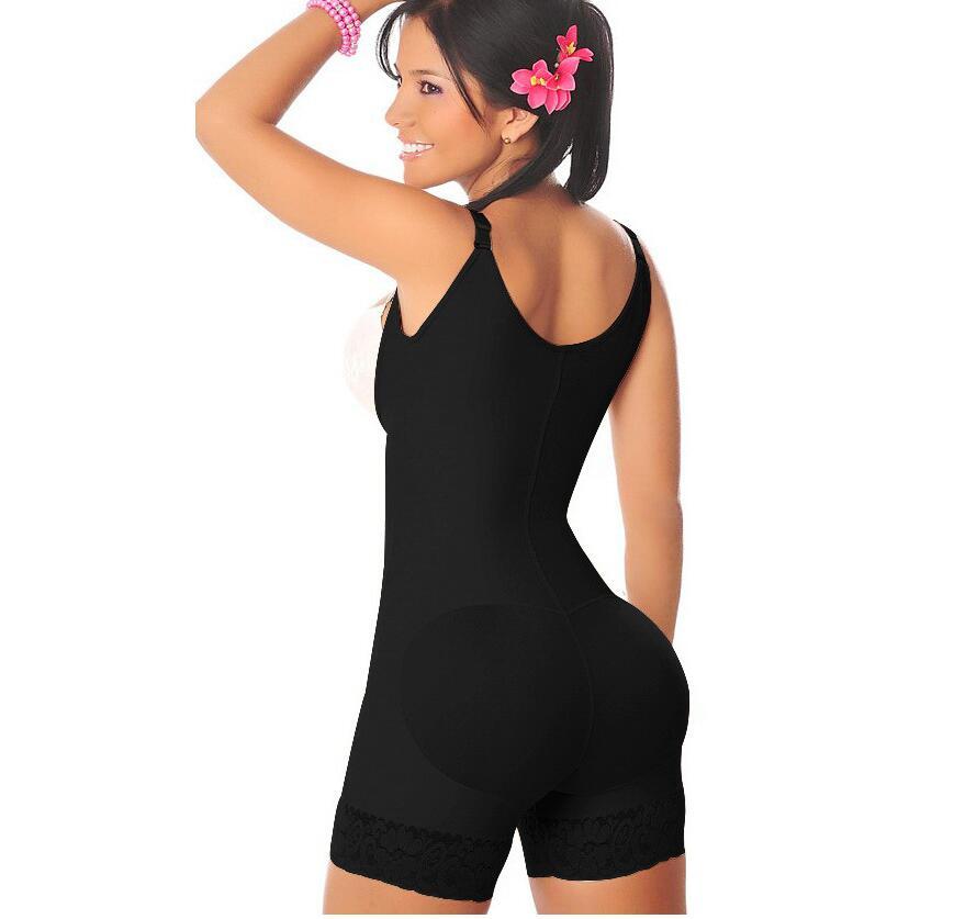 Shaping Butt Lifter Bodysuit in black, enhancing curves and providing support.