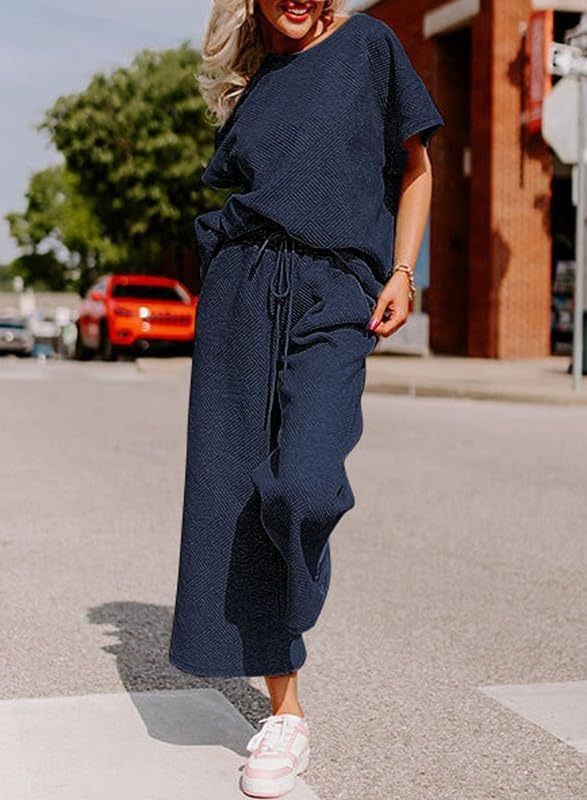 Women's solid color short-sleeved trousers two-piece set in dark blue, casual fashion street style.
