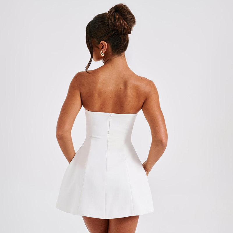 Fashion tube dress in white, backless design, high-waisted, short length, perfect for summer parties.